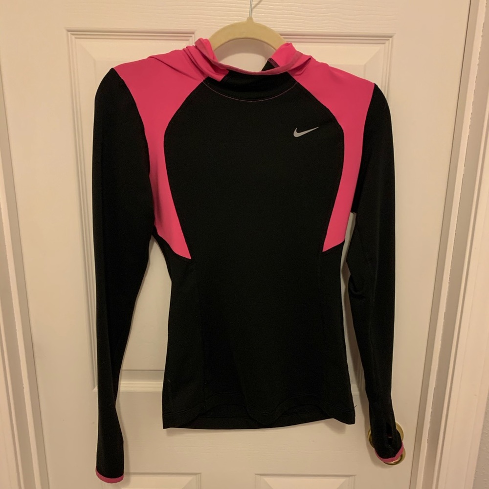 EUC Nike size xs black and pink long sleeve top